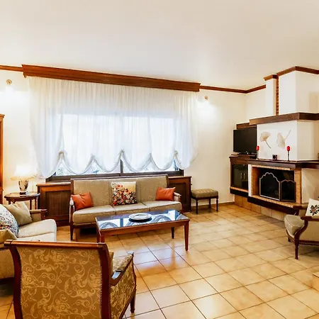 Villa Luxury Grand - 4 Bedrooms -free Parking - Center *