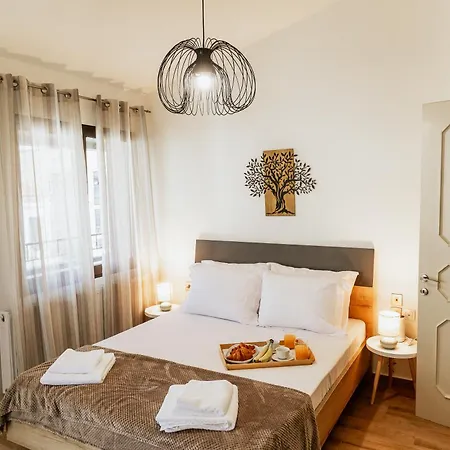 Luxury Grand - 4 Bedrooms -free Parking - Center Villa *