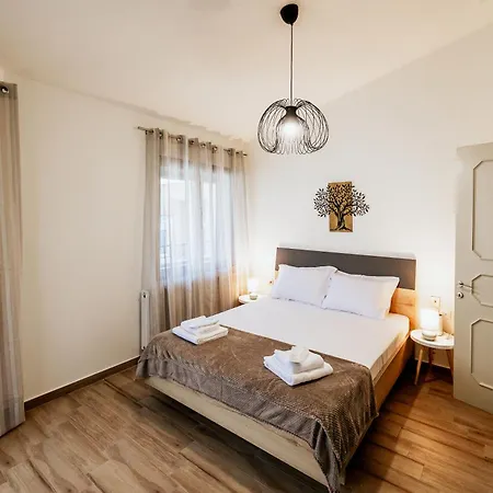 Villa Luxury Grand - 4 Bedrooms -free Parking - Center