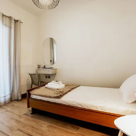 Luxury Grand - 4 Bedrooms -free Parking - Center Villa *