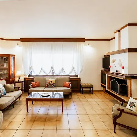 Villa Luxury Grand - 4 Bedrooms -free Parking - Center